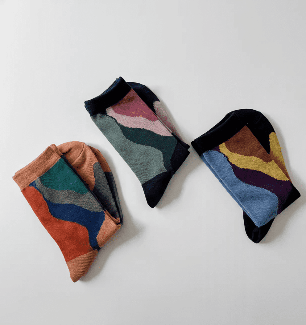 Chaussettes colorées femme motifs vagues – L'Imaginaire Lou Renard